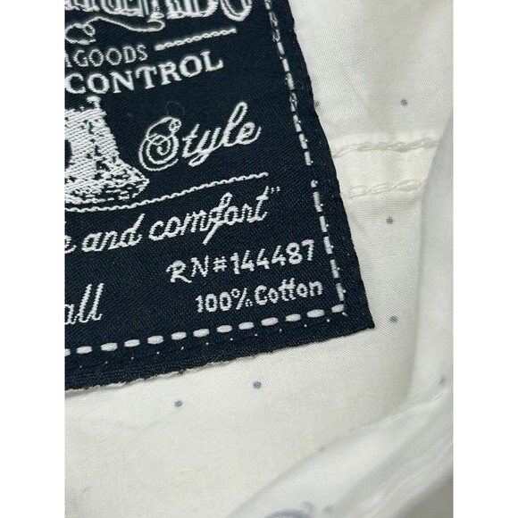 Broken Threads Men's Button Down Shirt Short Sleeve White blue Print Size S - Picture 7 of 7